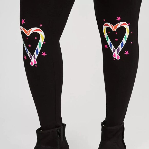 ❤️NWT VINTAGE TORRID LEGGING - CHRISTMAS CANDY CANE RAINBOW HEART KNEE PLUS SIZE - Picture 9 of 11